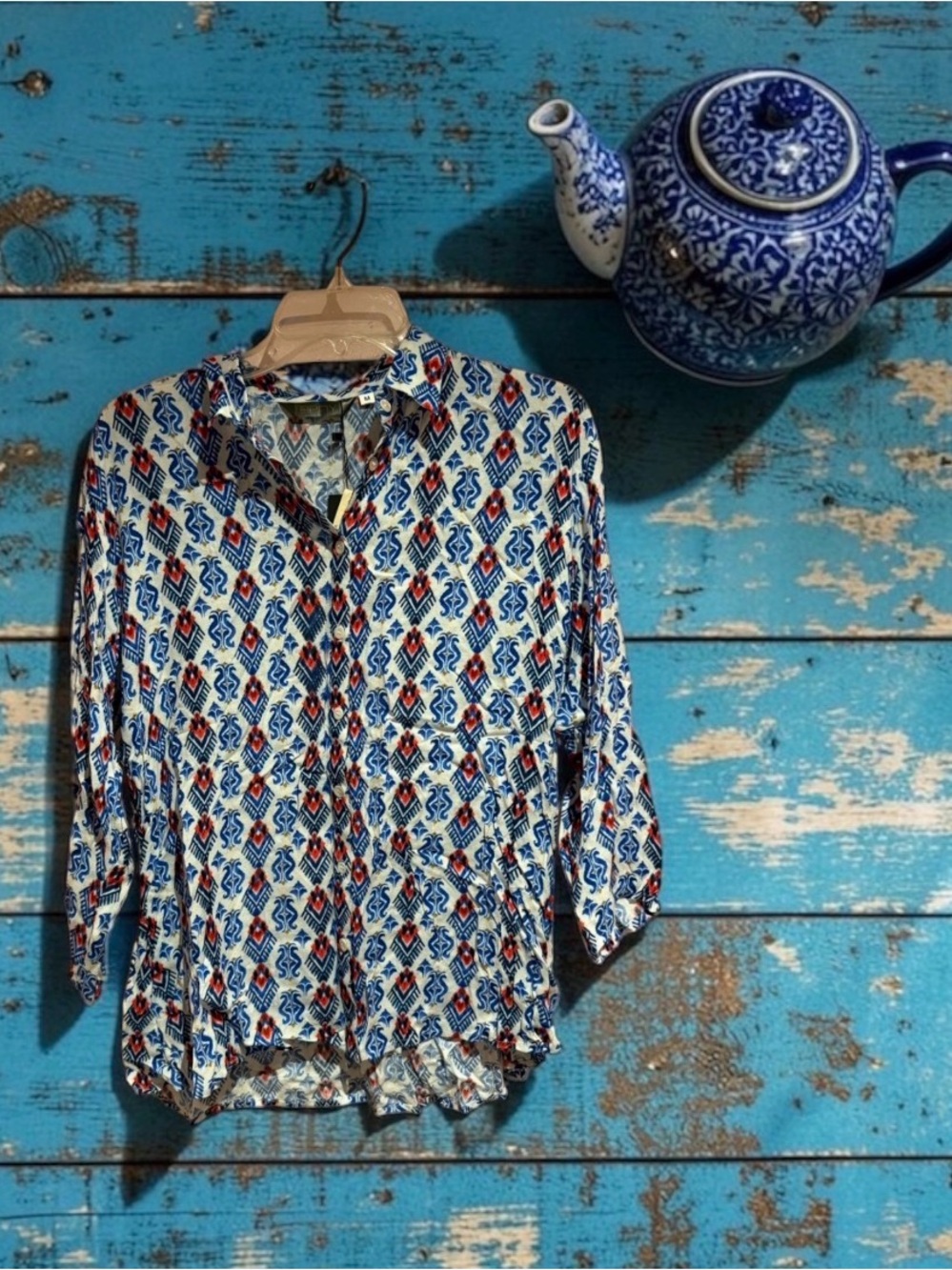 APNY NEW Geometric Print Button-Front Women’s Blouse in Blue & Red